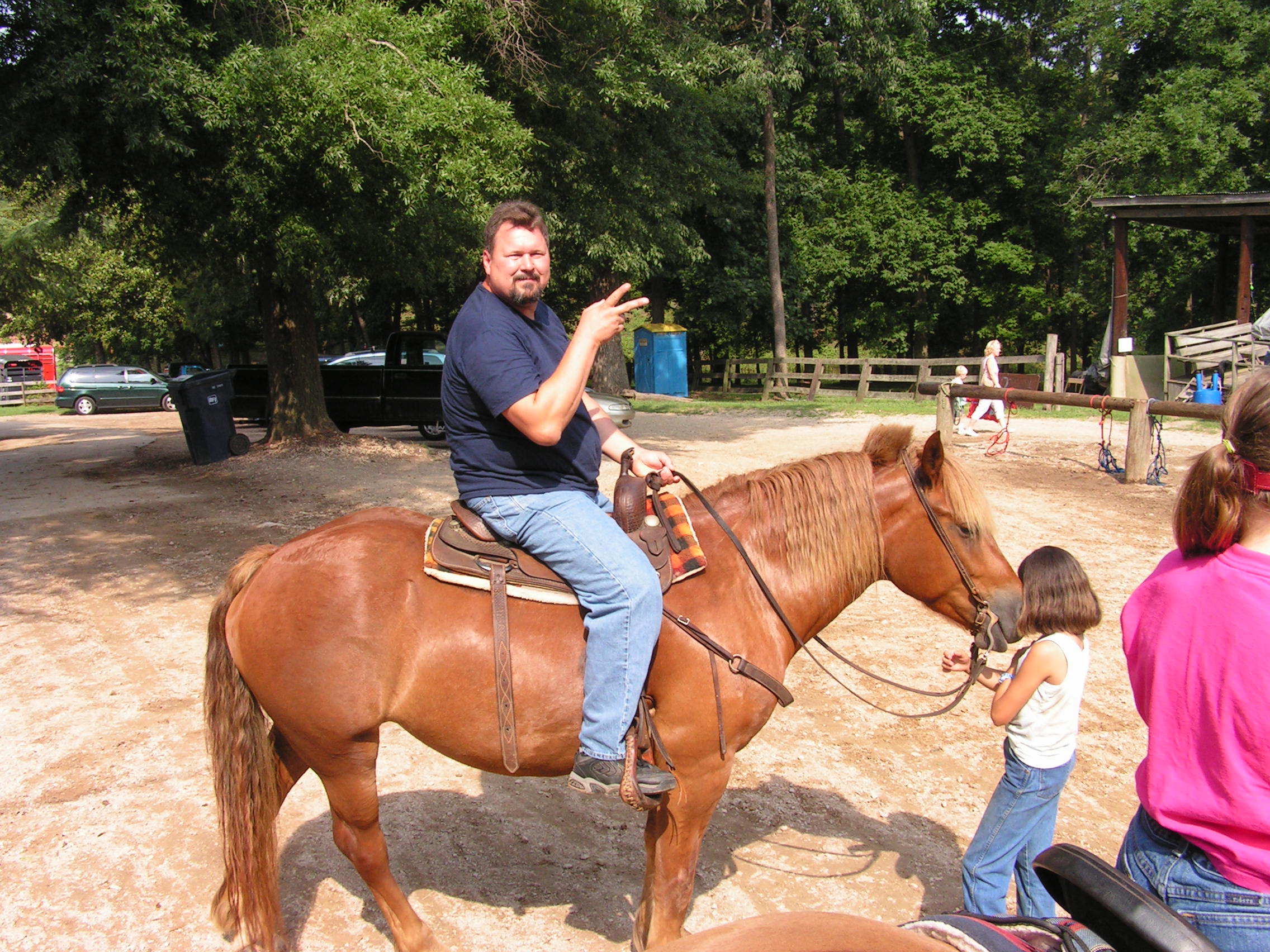 ./2004/J and H Stables/cars 11th horse party 04-0014.JPG